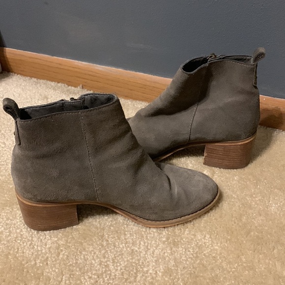 Grey ankle boots - Picture 2 of 3